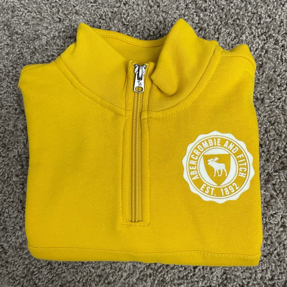 Abercrombie Kids size 7/8 1/2 zip sweatshirt
